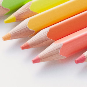 フェリシモの色鉛筆は名前が楽しい５００色！その価格や品質は 